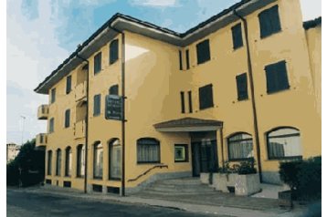 Италия Hotel Sant'Angelo Lodigiano, Экстерьер